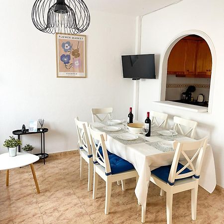 P.S. Apartment Torrevieja Exterior photo