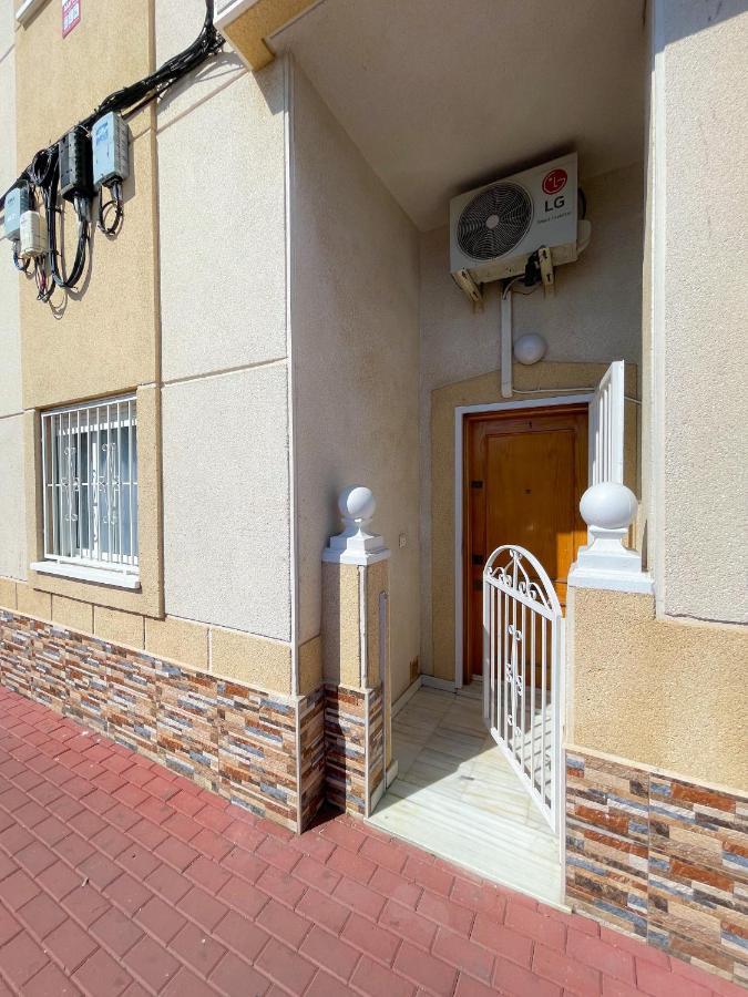 P.S. Apartment Torrevieja Exterior photo
